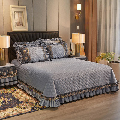 Couverture de lit d'hiver de ponçage 4 pièces Lit brodé de luxe pour 2,0m 6,6 pieds Taille lit