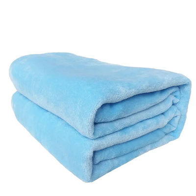 Restez au chaud avec notre couverture en polyester de laine de corail