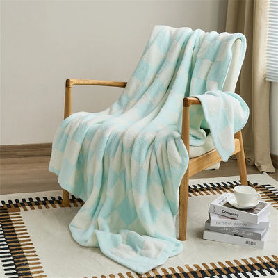 Couverture de lit 100% polyester brodée fonctionnelle pour le canapé d'automne-hiver