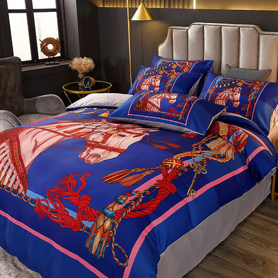 Home Luxury Lit Set avec des rideaux et une couverture personnalisable