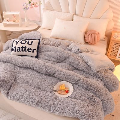 Accueil Textile Couette Couette en peluche Vernis velours épaissis Laine d'agneau chaude Couette pour l'hiver