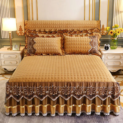 Ensembles de literie d'hôtel en polyester en fibres de plantes florales imprimées couverture de lit tapis de jupe 3 pièces couverture de lit