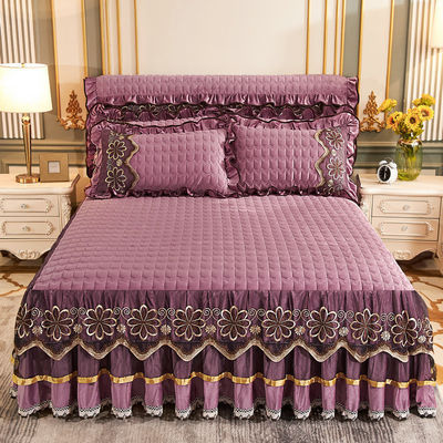 Ensembles de literie d'hôtel en polyester en fibres de plantes florales imprimées couverture de lit tapis de jupe 3 pièces couverture de lit