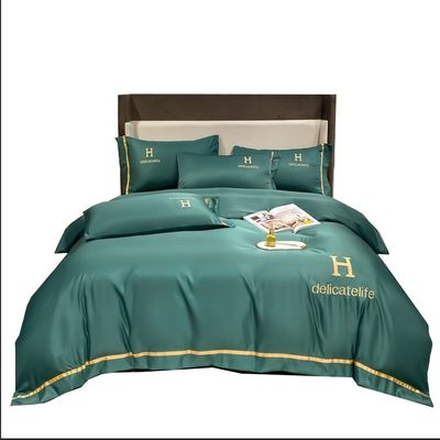 120 GSM Designer de luxe couette pour bébé pour un hôtel durable et le confort de la maison