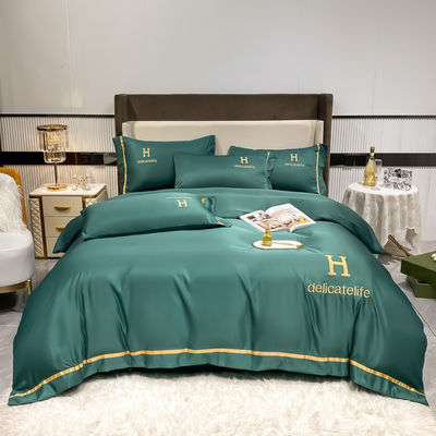 120 GSM Designer de luxe couette pour bébé pour un hôtel durable et le confort de la maison