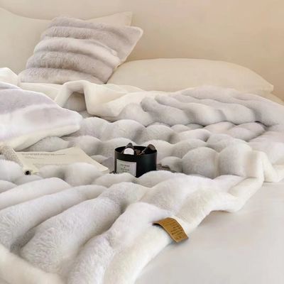 Excellente flanelle grise chaude toute saison couvertures en peluche ultra douces et épaisses pour le canapé