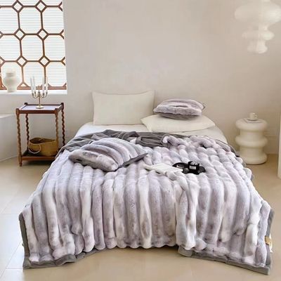 Excellente flanelle grise chaude toute saison couvertures en peluche ultra douces et épaisses pour le canapé