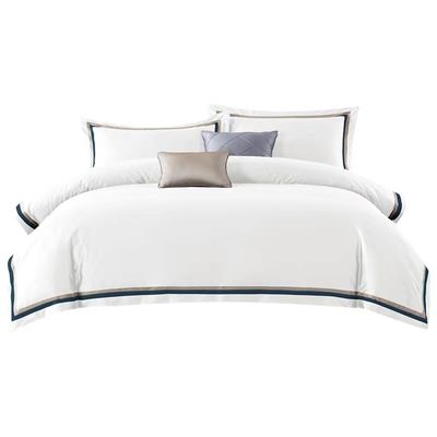 Personnalisez votre maison avec l'ensemble de six pièces en coton pur de Mercury, de couleurs luxueuses et solides.