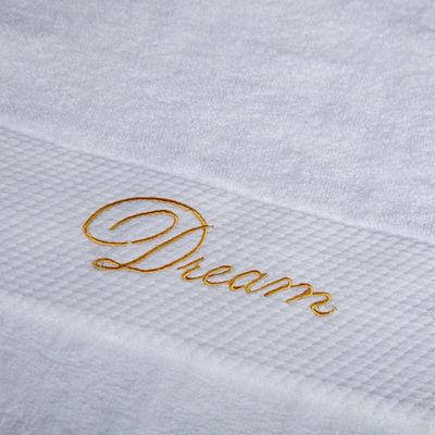 Logo de broderie personnalisé serviettes blanches épaisses serviette de bain 100% coton pour 5 étoiles hôtel standard