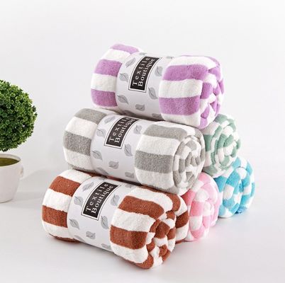 360 gsm couleur rayée de laine de corail de laine de visage serviette de bain 5 pièces avec logo personnalisé