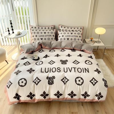 Découvrez le confort et le style avec ce lit en coton brossé en blanc brun