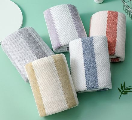 Ensemble de serviettes de bain de luxe avec tissu en microfibre et pièces importées