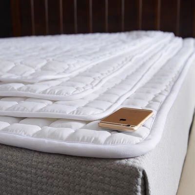 Protecteur de matelas antidérapant pour hôtel de design simple et à la mode Lavable à la machine