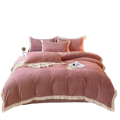 Grade A Stripes Four-Piece Set en velours de lait de couleur solide et velours français pour bébé