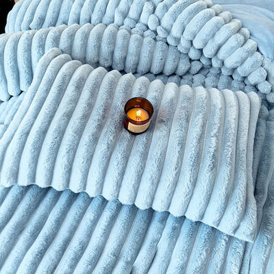 Couverture de couette chaude en fourreau en quatre pièces