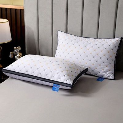 1.5-2 Kg Hilton Coussin Double Line Coussins personnalisés et souples pour lit d'hôtel à prix réduit