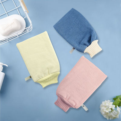 Des gants de pinceau exfoliants pour les gommages turcs, un décapant pour le bain en forme de rectangle