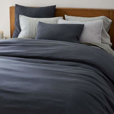 Un ensemble de literie 100% en lin français respirant pour une expérience de sommeil confortable et luxueuse