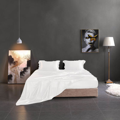 Impression réactive de luxe de la soie de satin Lit ensemble de pure mûrier 19 Momme soie 4pcs pour la maison