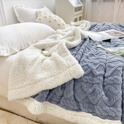 Couverture de laine polaire de style simple à deux côtés de l'agneau en cachemire pour les nuits d'hiver