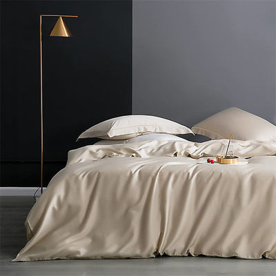 Couverture de lit en soie de taille réelle couverture de couette Queen King couverture de couette couleur solide