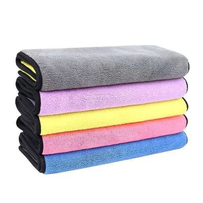 Une serviette en microfibre rectangulaire 30*40 500g pour le démaquillage super absorbant