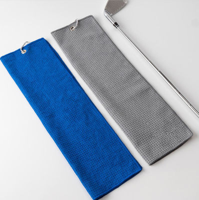 Microfibre toute saison serviette de balle de golf logo personnalisé Waffle serviette de golf avec grommet et Ho