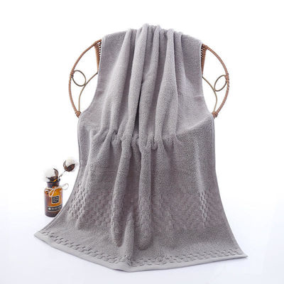 Grand ensemble de serviettes de plage en coton durable parfait pour la maison, l'hôtel et le spa maintenant
