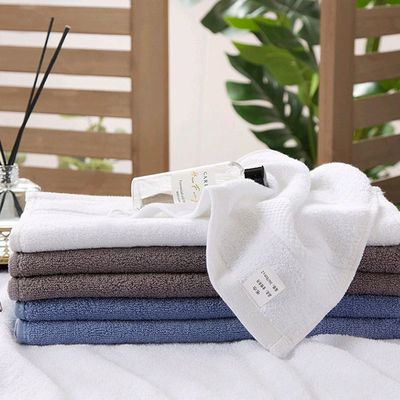 Hôtel 5 étoiles 100% coton SPA Conçu pour le visage et les mains avec un logo personnalisé et une couleur solide