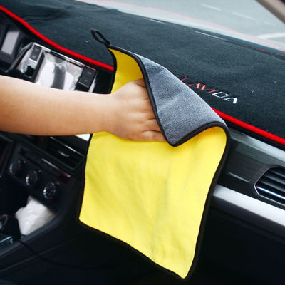 Servette en microfibre pour le polissage et le nettoyage des voitures