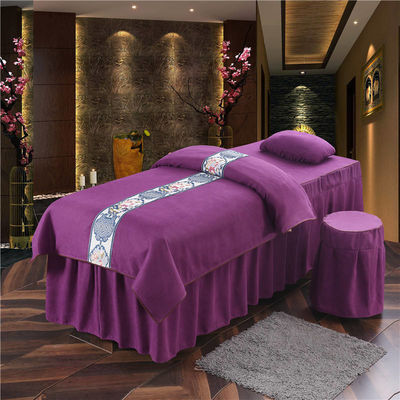 Masseuse de style moderne, couverture de table, lit en microfibre pure.