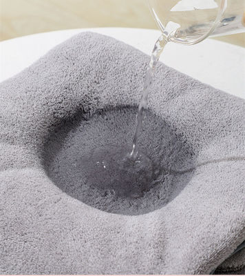 Maison dessin animé design velours encapuchonné bébé enfants serviette de bain avec une bonne absorption 80 * 80cm