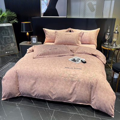 Transformez la maison de votre bébé en un lieu de détente luxueux avec des ensembles de literie en coton égyptien