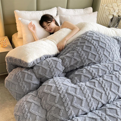 Couette textile pour la maison toute saison épaissie chaude taffeta couette d'hiver avec couette
