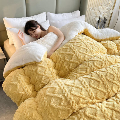 Couette textile pour la maison toute saison épaissie chaude taffeta couette d'hiver avec couette
