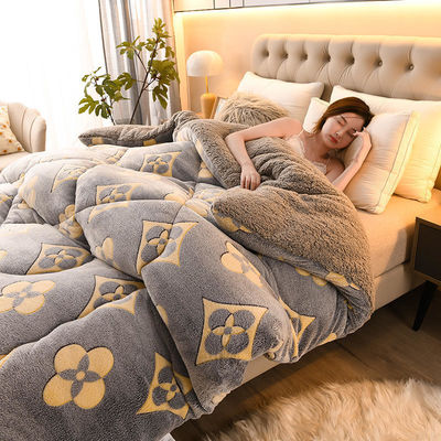 Lit d'hôtel Couleur sur mesure Couette de confort Polyester mélange de microfibre Couette Queen Taille