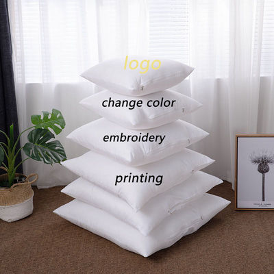 Logo personnalisé accepté Impression florale Lit jet pour les oreillers décoratifs intérieurs d'hôtel